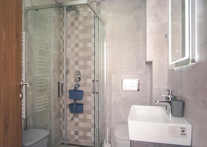 & * Златибор